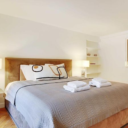 Elegant Apartment - 2Bd-6P - Avenue Montaigne Párizs Kültér fotó