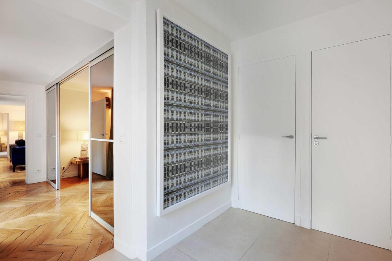 Elegant Apartment - 2Bd-6P - Avenue Montaigne Párizs Kültér fotó