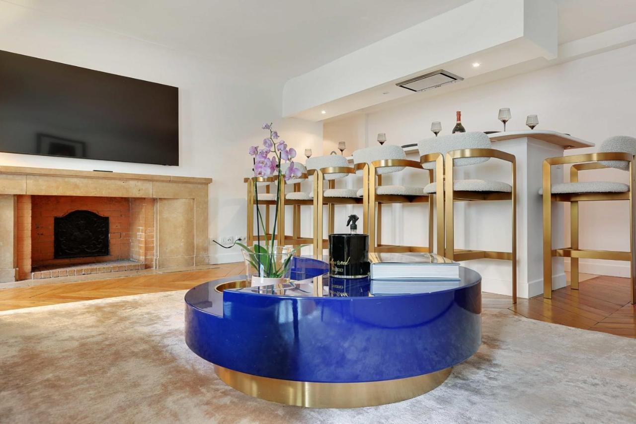 Elegant Apartment - 2Bd-6P - Avenue Montaigne Párizs Kültér fotó